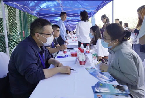 北方工業(yè)大學(xué) 北方 揚帆 科技創(chuàng)新暨科研成果轉(zhuǎn)化大會開幕